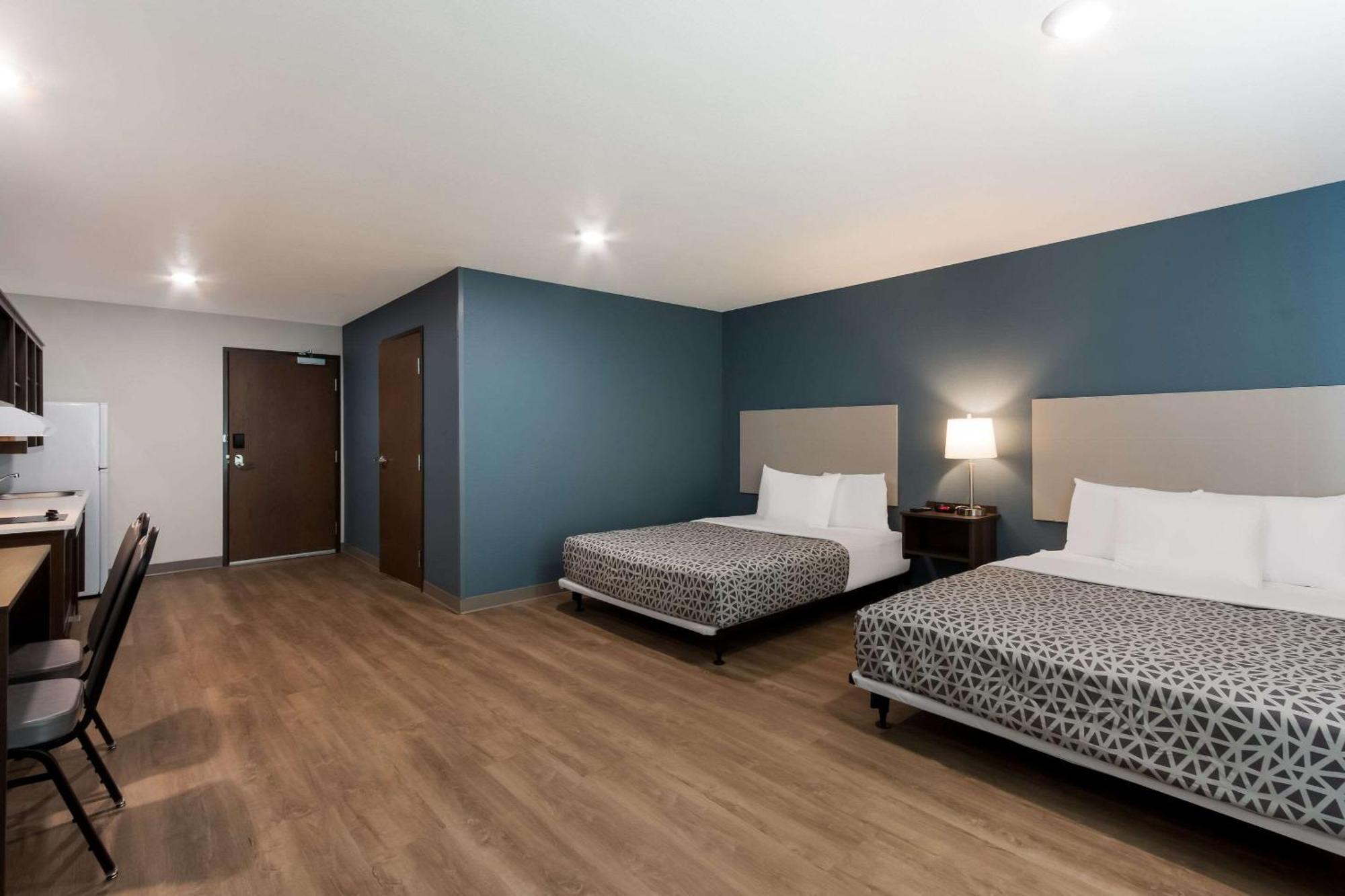 Woodspring Suites Chandler Airport Exterior photo